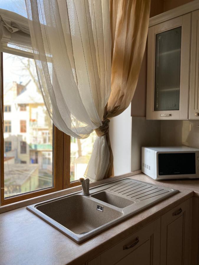 Grand Apartment Λβιβ Εξωτερικό φωτογραφία